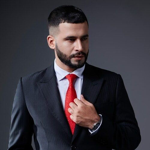 David Ma was born in 1980 in California, a Vietnamese American, known as one of the entrepreneurs and investors in the f...