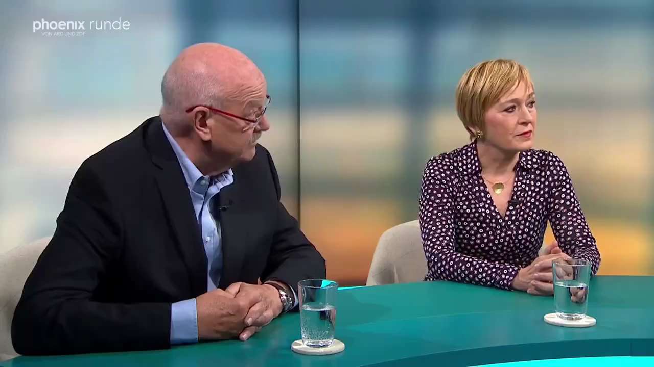 Man muss wohl als ÖRR-Journalist im Ruhestand sein, um das Offensichtliche aussprechen zu dürfen:

R...