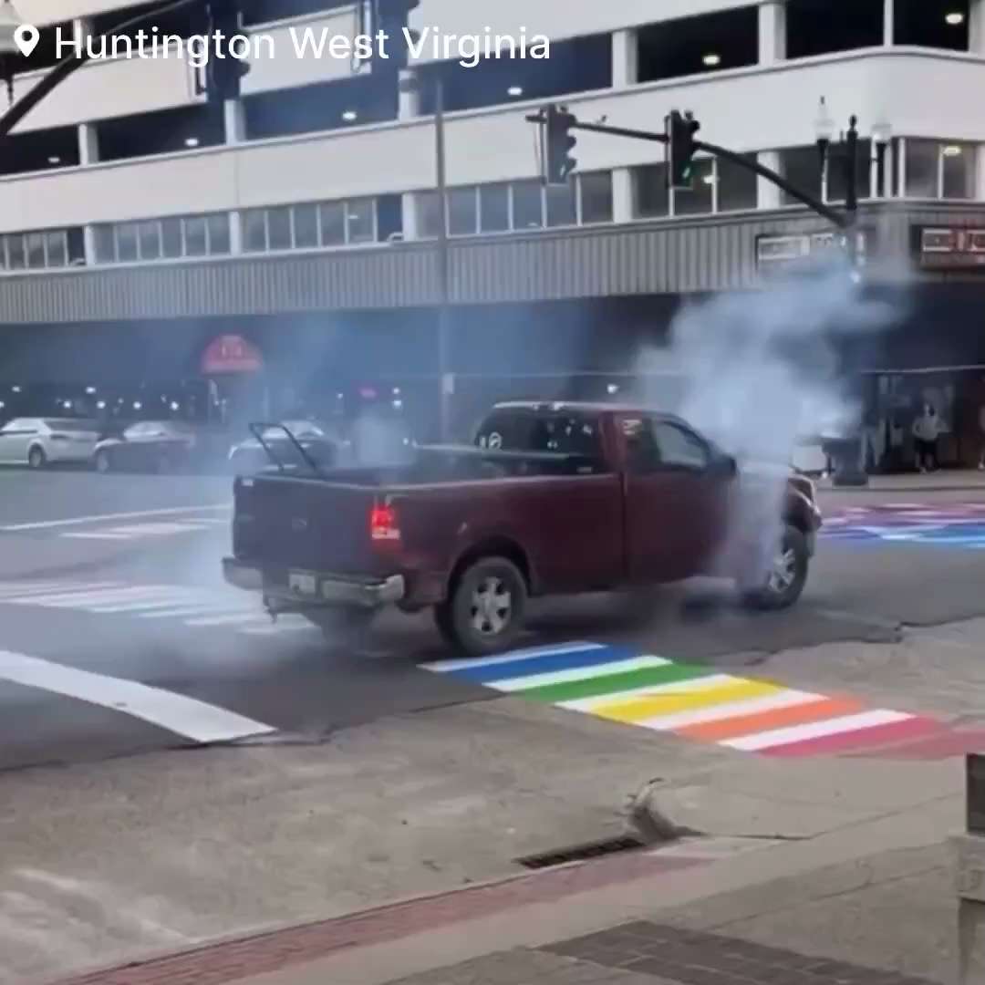 Another "manhunt" launched for "destroying" LGBTQWXYZ propaganda symbols on the road, this time in W...