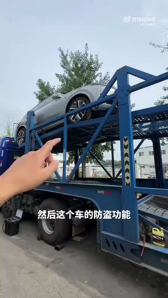 理想L7没油没电，机械钥匙打不开车门，售后拉夸也没人来！
