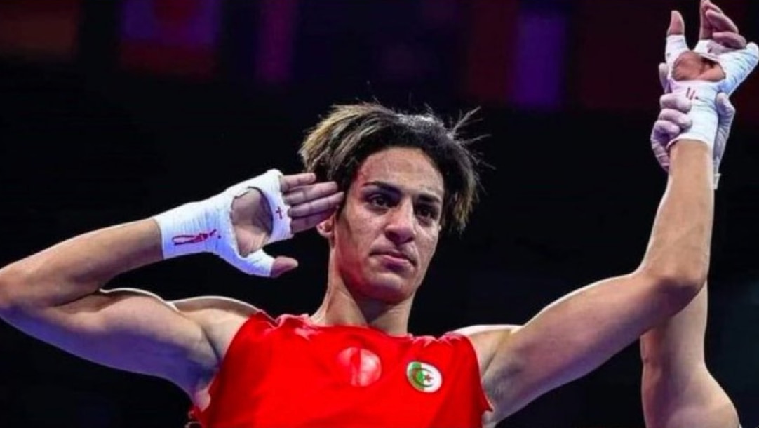 His two moms must be so proud. Instead of a gold medal he should get a rusty dildoe.
