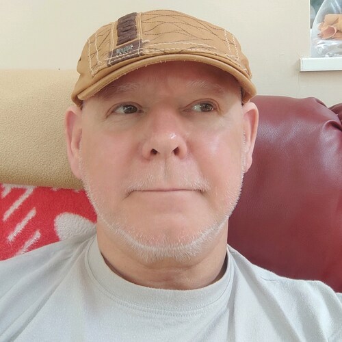 Retired veteran RAF (Counter-Intelligence) Ex Senior CSI, AFO and BTP Officer.

Loneliness at night creeps in like a dar...