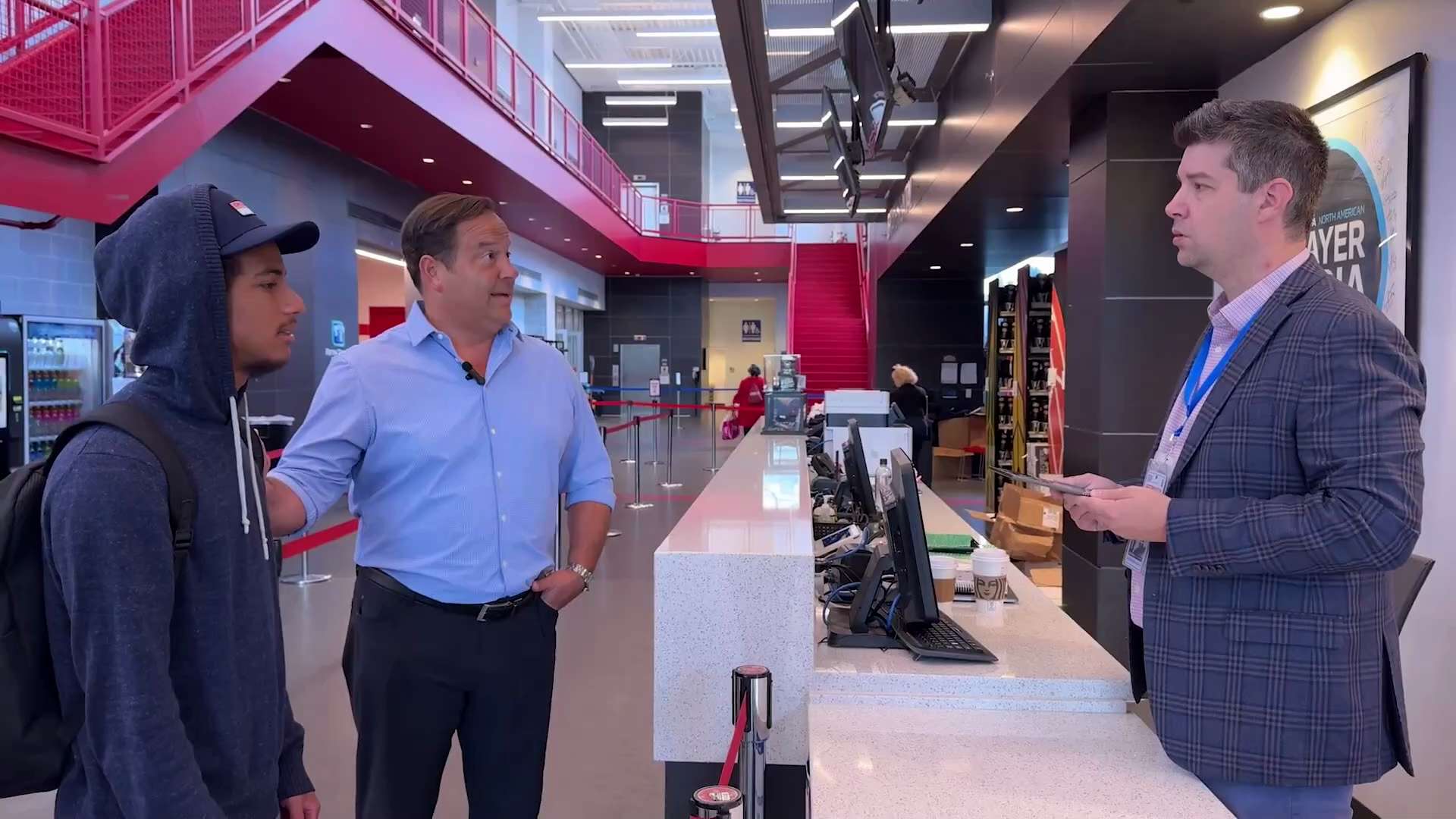 🚨NEW VIDEO🚨

The DNC is more secure than America’s border.

When a Venezuelan migrant tried to get...