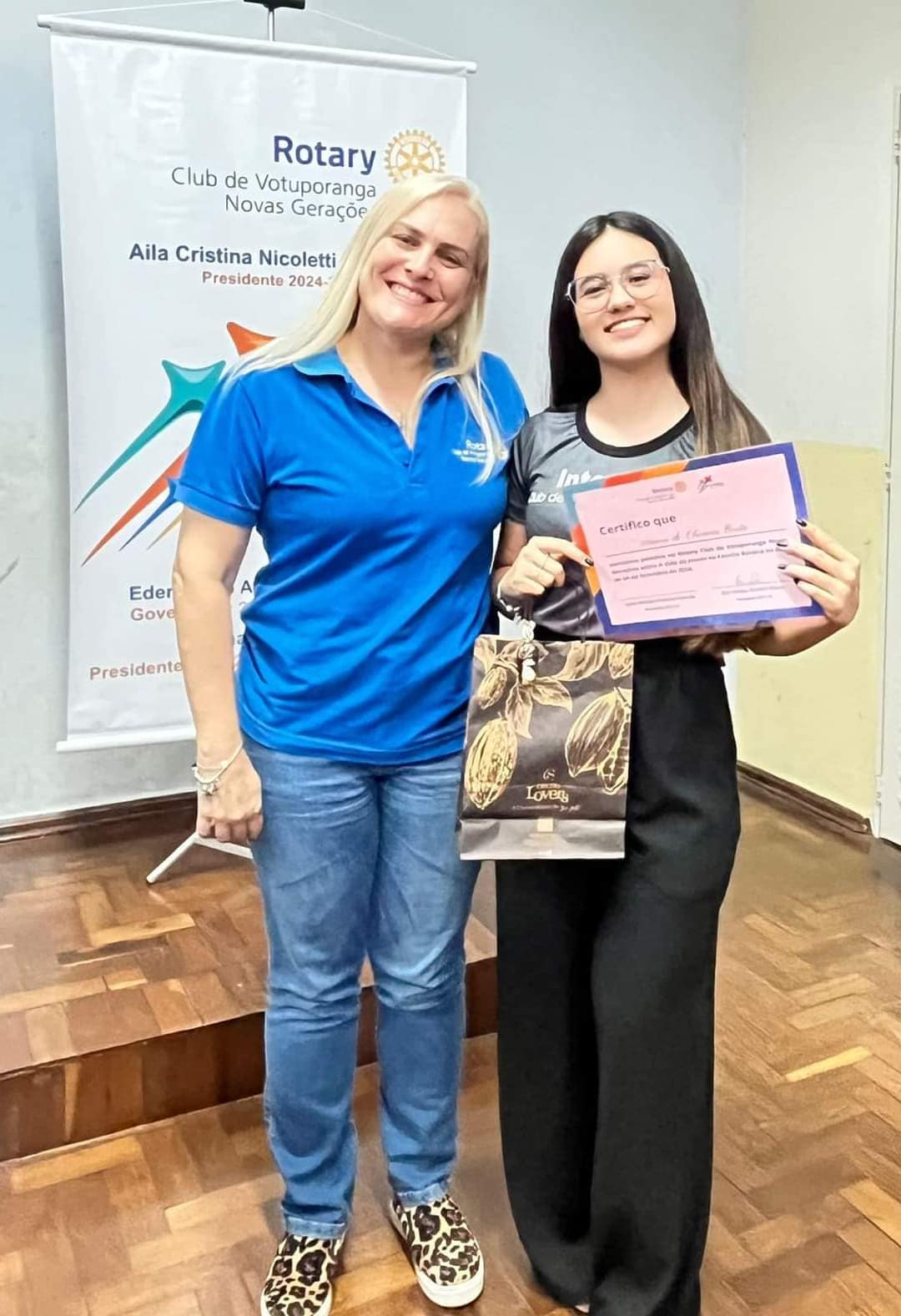 Texto do Rotary Club de Votuporanga - Novas Gerações:

Na noite dessa quarta-feira, 4 de setembro, t...
