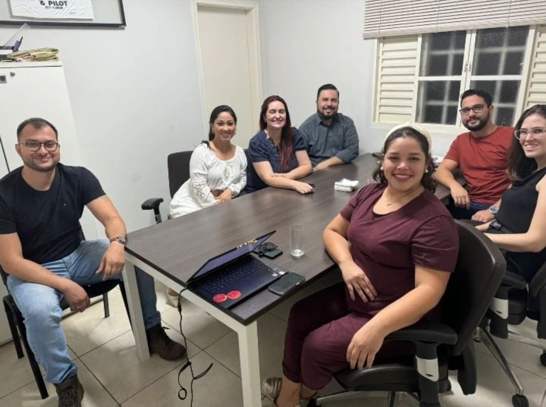 Texto dos Rotary Clubs de Lins, Lins - Norte e Lins - Sul:

Equipe Organizadora do Terceiro Costelaç...