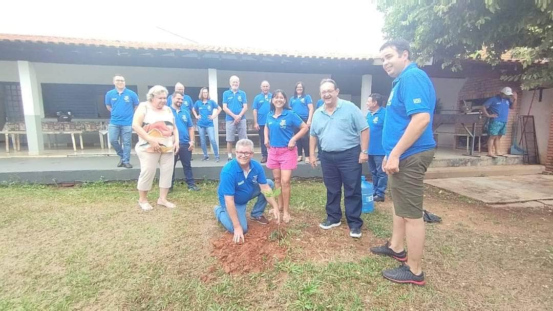 Texto do Rotary Club de General Salgado:

Na tarde deste sábado (19), na recepção ao Casal Gov. Eder...
