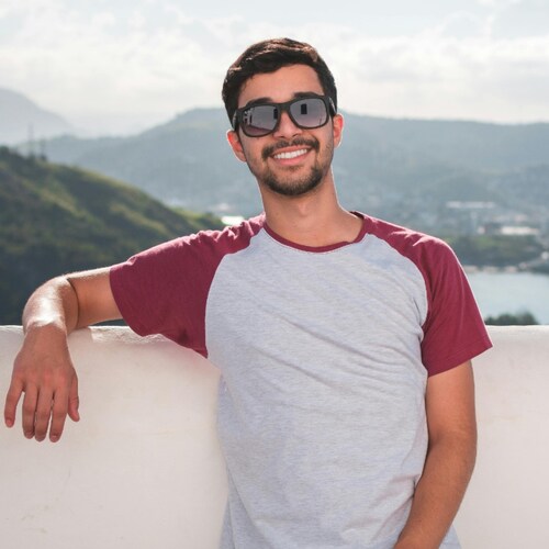 Hi! My name is Kevin Do . I'm a Content Creator & Reviewer for Home Appliances & Electronics. Check out my content and m...