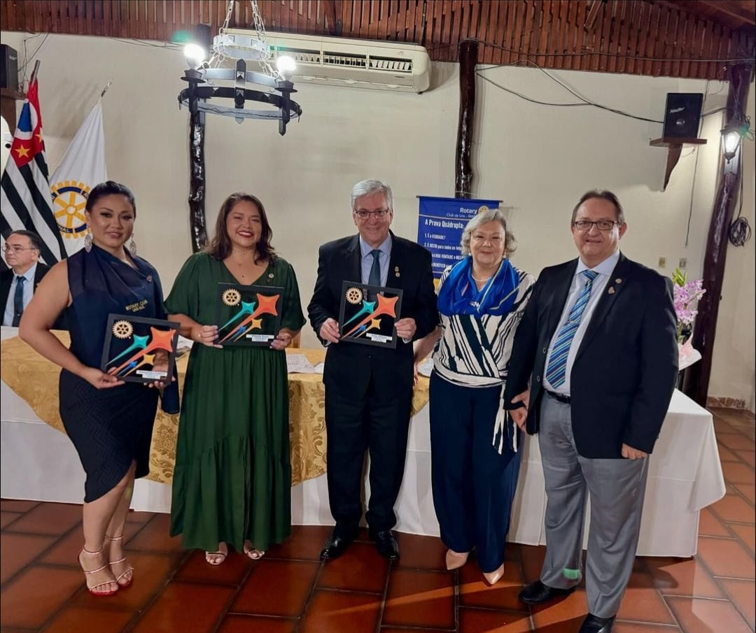 Texto do Rotary Club de Lins - Sul:

Na noite de 9 de novembro, uma celebração especial foi realizad...