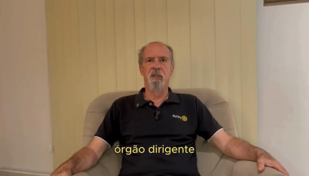 Pingos de Rotary

Temos vídeo novo no nosso canal do YouTube.

O tema de hoje: Orgão Dirigente.

Ace...