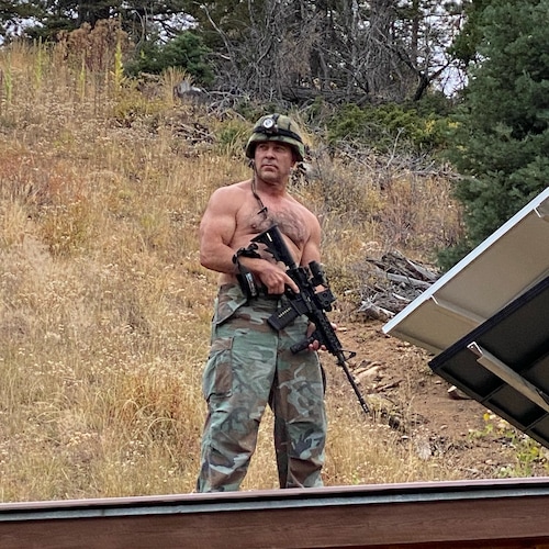 Trump supporter Gun toting right wing militia. Huge supporter of our military. Honorary Marine from 34th Commandant, 4 S...