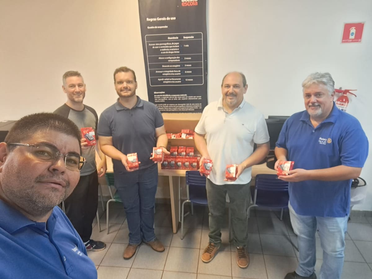 Texto do Rotary Club de Jahu - Terra Roxa:

Projeto Distrital - ROTARY CLUB DE JAHU - TERRA ROXA FAZ...