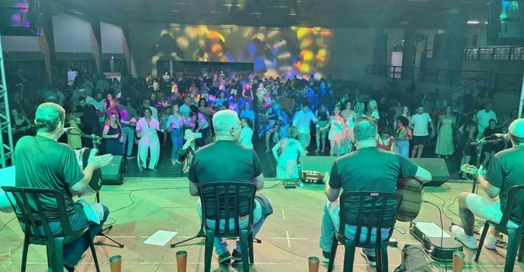 Texto do Rotary Club de Olímpia - Integração:

No dia 23/11, Sábado, tivemos a realização da primeir...