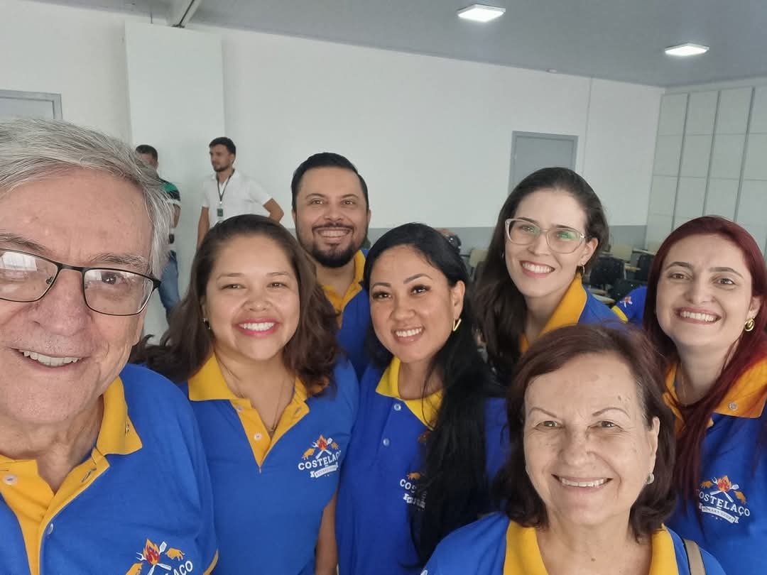 Texto dos Rotary Clubs de Lins:

Na tarde desta sexta-feira,  representantes dos três Rotary Clubs d...