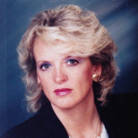 #USAF _  Businesswoman. 
Uniting Veterans&  building our community for 7 years. 44.5K followers on X.   TS & TG 2K - 2,5...