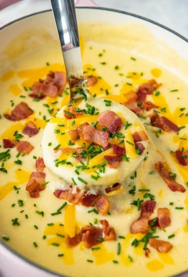 #Recipe
#Lunch
#Dinner
#Soup 🥣
#Potato 🥔
#Bacon 🥓

Creamy Potato Bacon Soup

https://www.spendwithpennies.com/creamy-potato-bacon-soup/ 