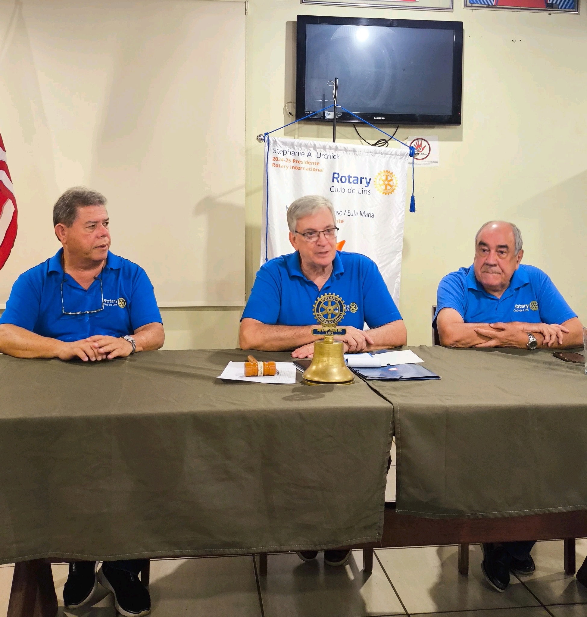 Presidir um Rotary Club é,  antes de tudo, um privilégio e um desafio. Privilégio,  porque significa...