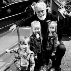 Visit oldmanwithcat's profile on GETTR. View their posts, photos, videos, and connect with them on the social platform.