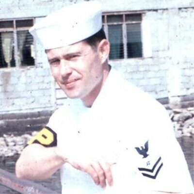 ░p░r░o░ ░l░i░f░e░
Sic Semper Tyrannis
Vietnam veteran
Former official US Navy Journalist
Commentary: http://farleyac...