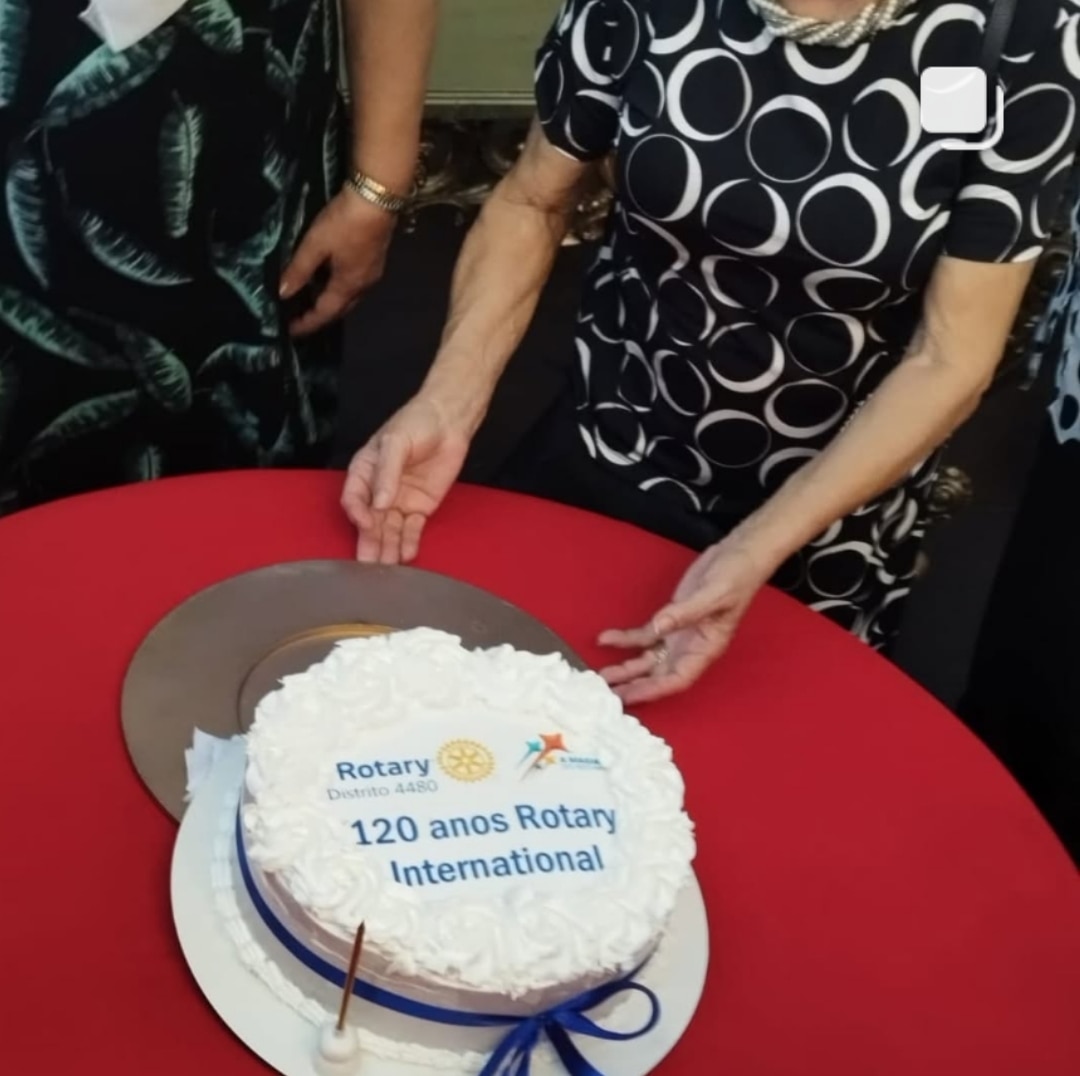 Texto do Rotaract Club de Jahu - Terra Roxa:

Na manhã do dia 23 de fevereiro, o Rotaract Club de Ja...