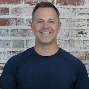 Andrew Collins has been a writer for Car and Driver, Motor1, TopSpeed, and Kelley Blue Book for more than eight years.