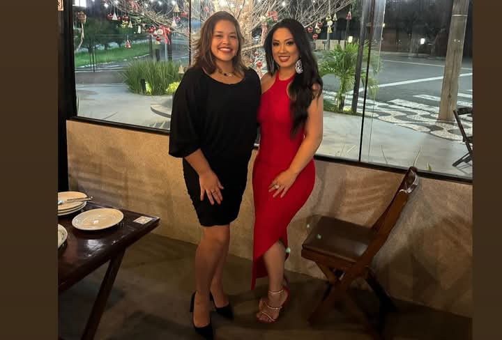 A todas as mulheres que inspiram, transformam e dedicam suas vidas ao próximo, nossa mais profunda a...