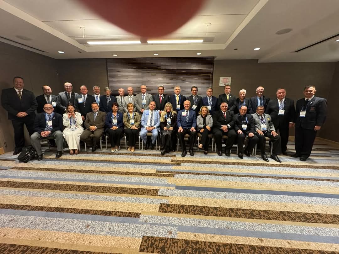 Texto do Rotary Imagem Pública Brasil:

De 13 a 17 de abril de 2025, no Hyatt Regency Chicago, acont...