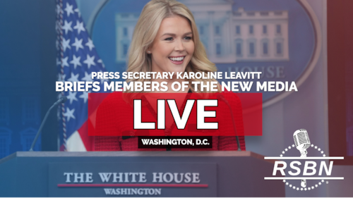 LIVE: Press Secretary Karoline Leavitt Briefs Members of the New Media - 4/28/25