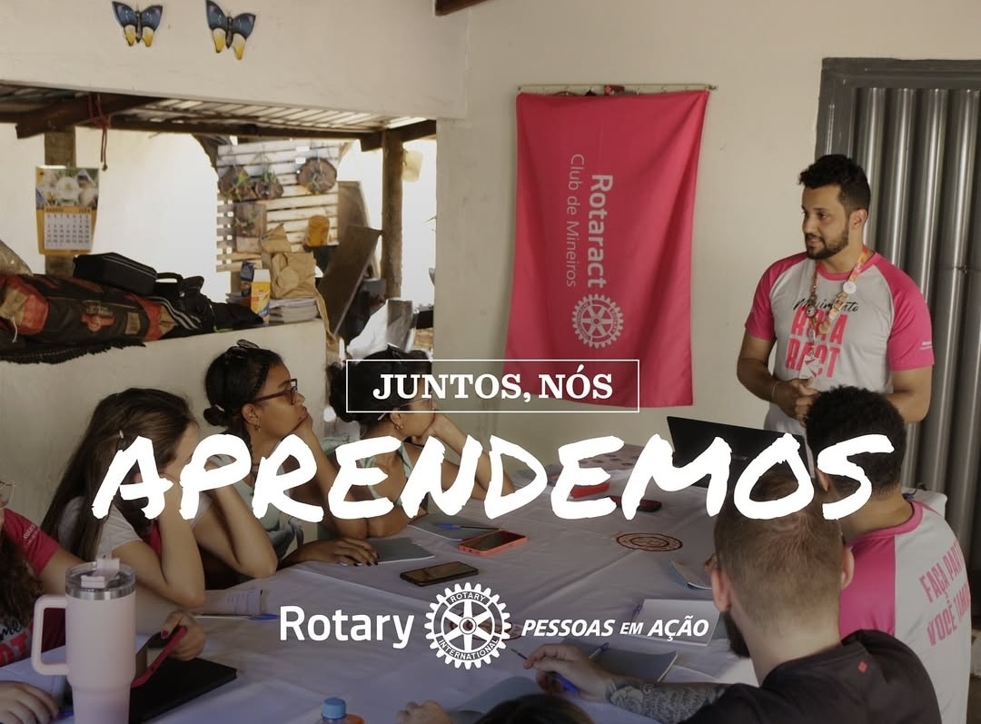 Texto do Rotaract Brasil Oficial:

O Rotaract é um movimento global de jovens líderes comprometidos ...