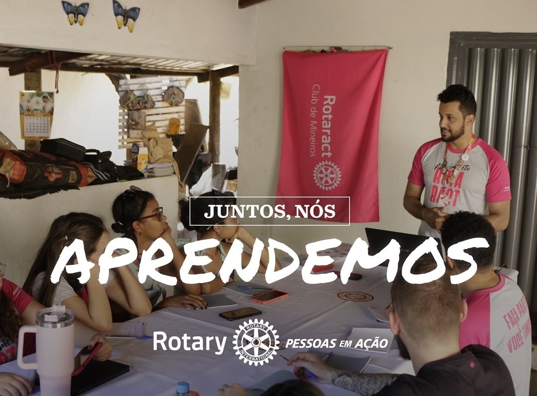 Texto do Rotaract Brasil Oficial:

O Rotaract é um movimento global de jovens líderes comprometidos ...