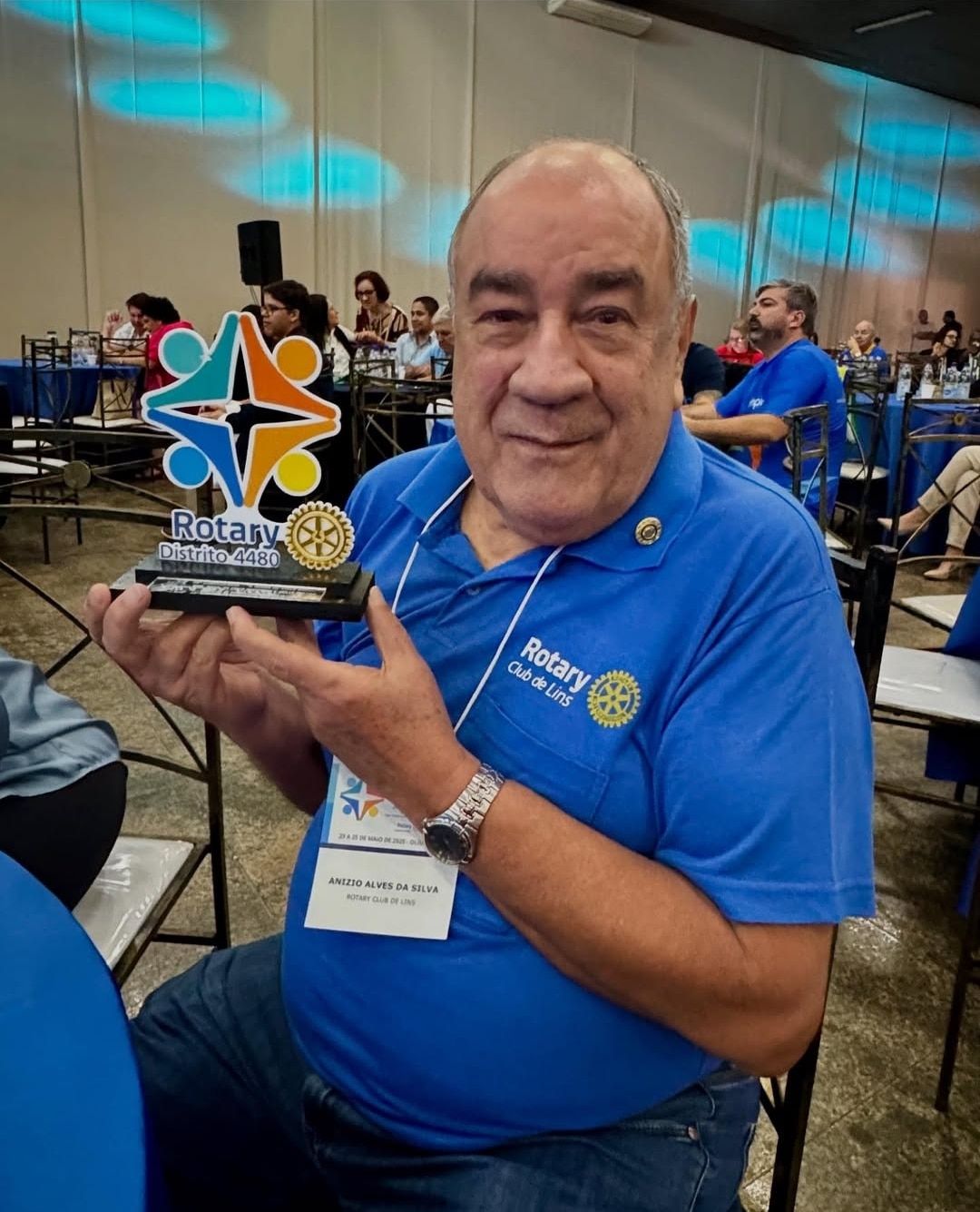 Texto do Rotary Club de Lins - Sul:

Homenagem ao Companheiro Anísio

Na manhã deste domingo, 25 de ...