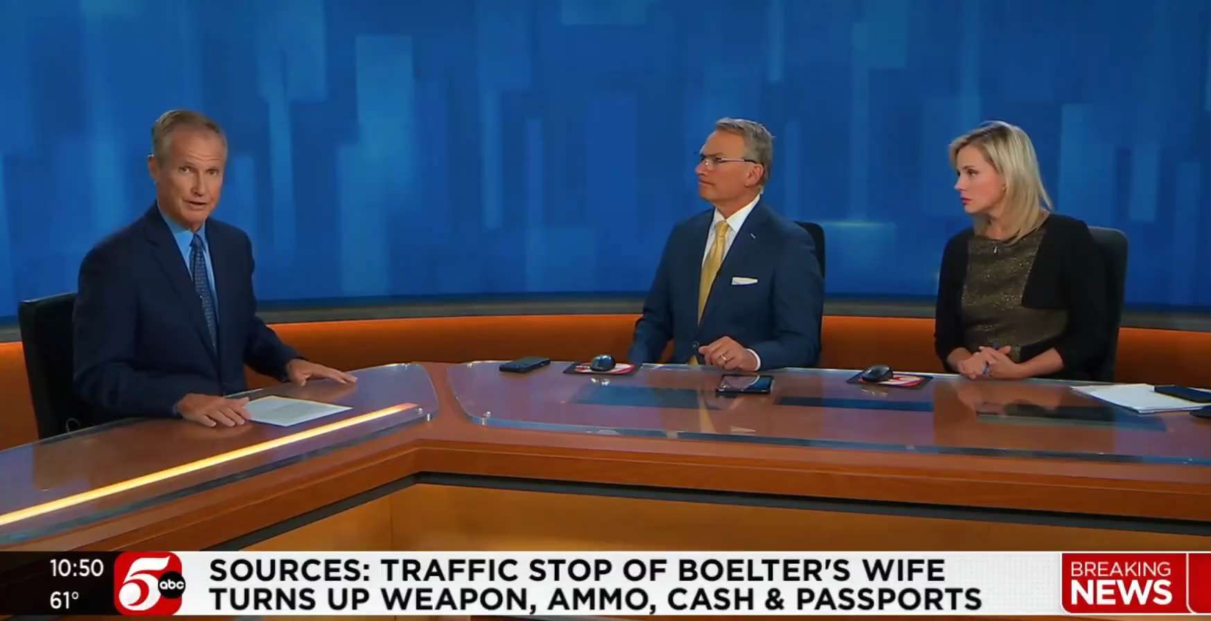 Minnesota Shooter's Wife Detained with Weapon, Ammunition, Cash, Passports 

The wife of Vance Luthe...