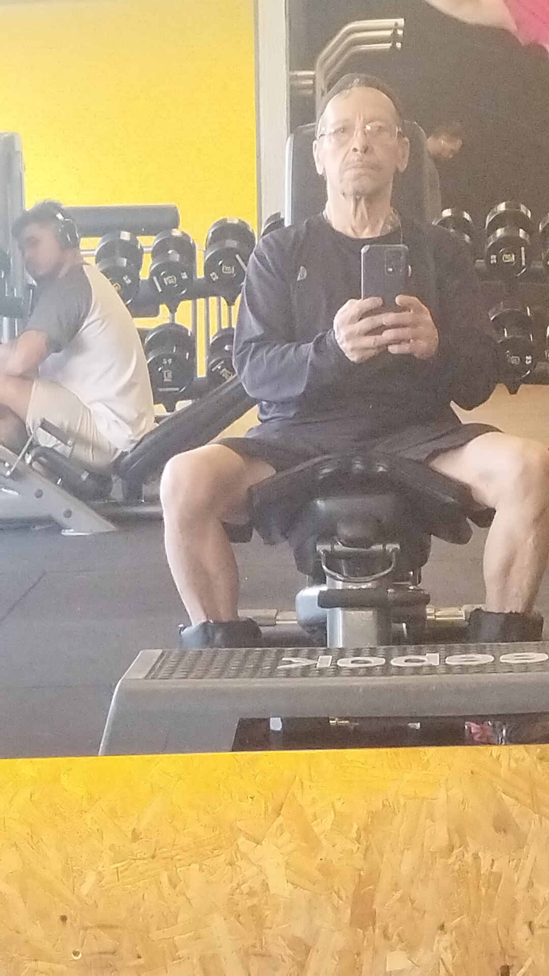 伊朗最高国家安全委员会秘书处声明

奉至仁至慈的真主之名

“确有其事，凡称‘我们的主是真主’，并坚守正道者，将不惧怕，亦不忧愁。”（《古兰经》，第46:13节）

高尚而坚定的伊朗人民啊！

面对犹...