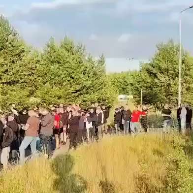 TommyRobinson1 on GETTR : Illegal immigrants have been spotted trying to cross into Poland.

Without hesitation, patriots are now defending their o...