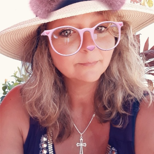 Launa ✞🇺🇸🇨🇦🇭🇺🇮🇱 Searching for the Truth. ULTRA MAGA
I Love Jesus. Family. Trump & Cats