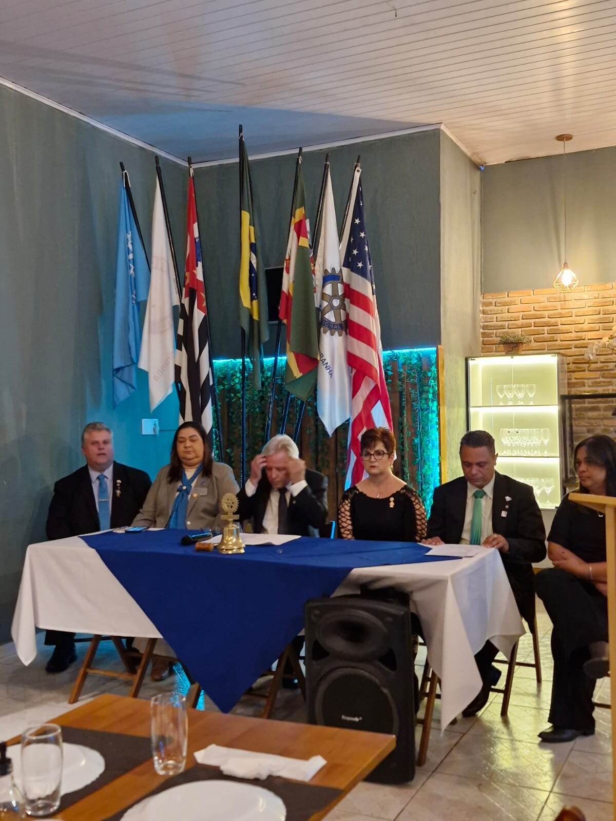 Dia 18 de julho aconteceu a transmissão de cargos do Rotary Club de Ariranha. 

Pres. 25-26 Sr. Dils...