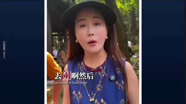 江油照像館比南京照像館精彩多了。昨天看到女孩被霸凌的視頻，覺得不可思議！四川江油，數以千計的市民勇敢站出來為被霸凌的小女孩發聲，說明四川人還有血性有是非！每一起類似的大規模抗爭中，都會有一大批不畏強權...