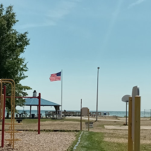 Visit Mr.JoePublic's profile on GETTR. View their posts, photos, videos, and connect with them on the social platform.