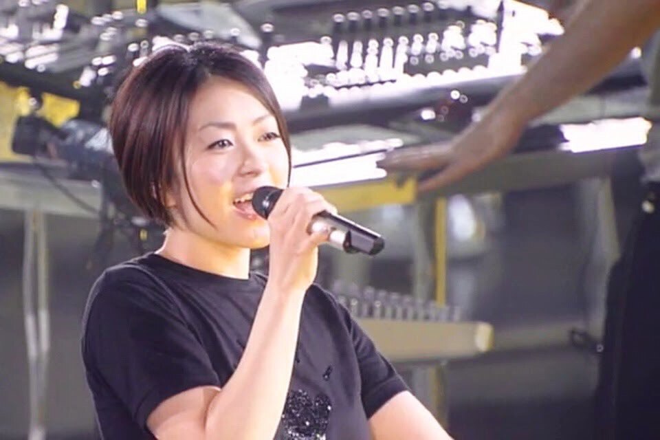 为什么 特别提到当年6——17岁的青少年儿童被强制接种的问题，因为这是个无法回避的事实，当年接种后，整个中国学校，每班每级每天有差不多三分之一的学生请假看医生，有的是差不多一半请假，注意，一段时间内，...