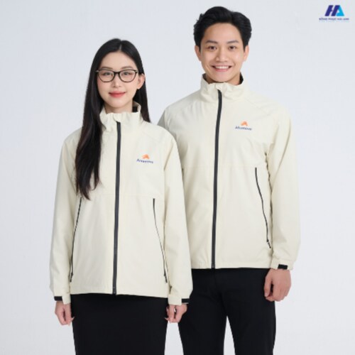 Áo khoác đồng phục là một trong các dòng sản phẩm mà đồng phục Hải Anh cung cấp. Thiết kế thời trang, chất liệu chống nư...
