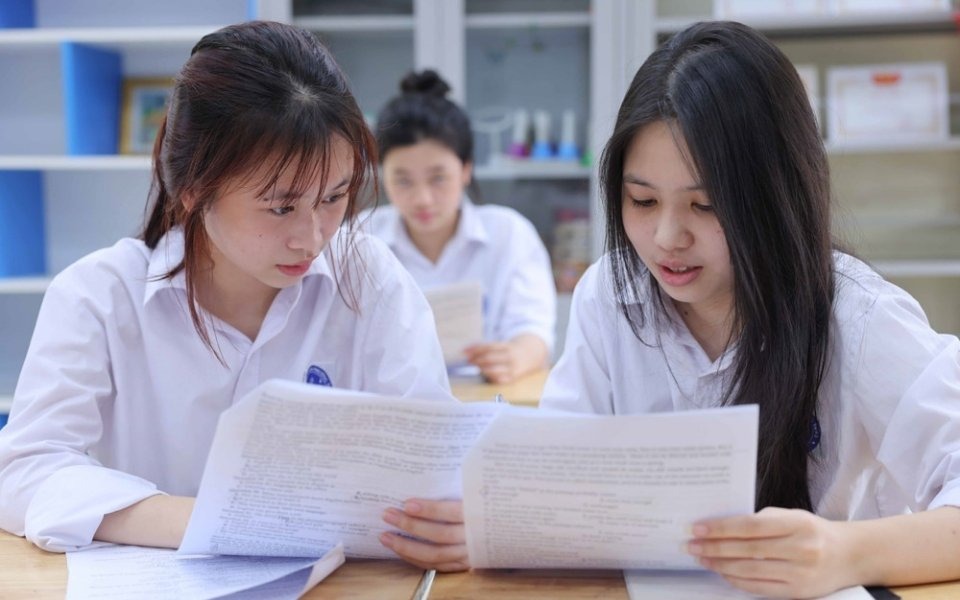 Ôn thi vào 10 môn Toán hiệu quả với lộ trình thông minh

Học là GIỏi mang đến cho các em chiến lược ...