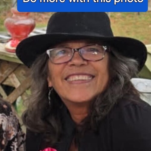 I ❤ this Christian ✝️ nation. Stand for the Constitution. I'm a patriot🇺🇸. I love my freedom👐 No sugarcoating. Tell t...