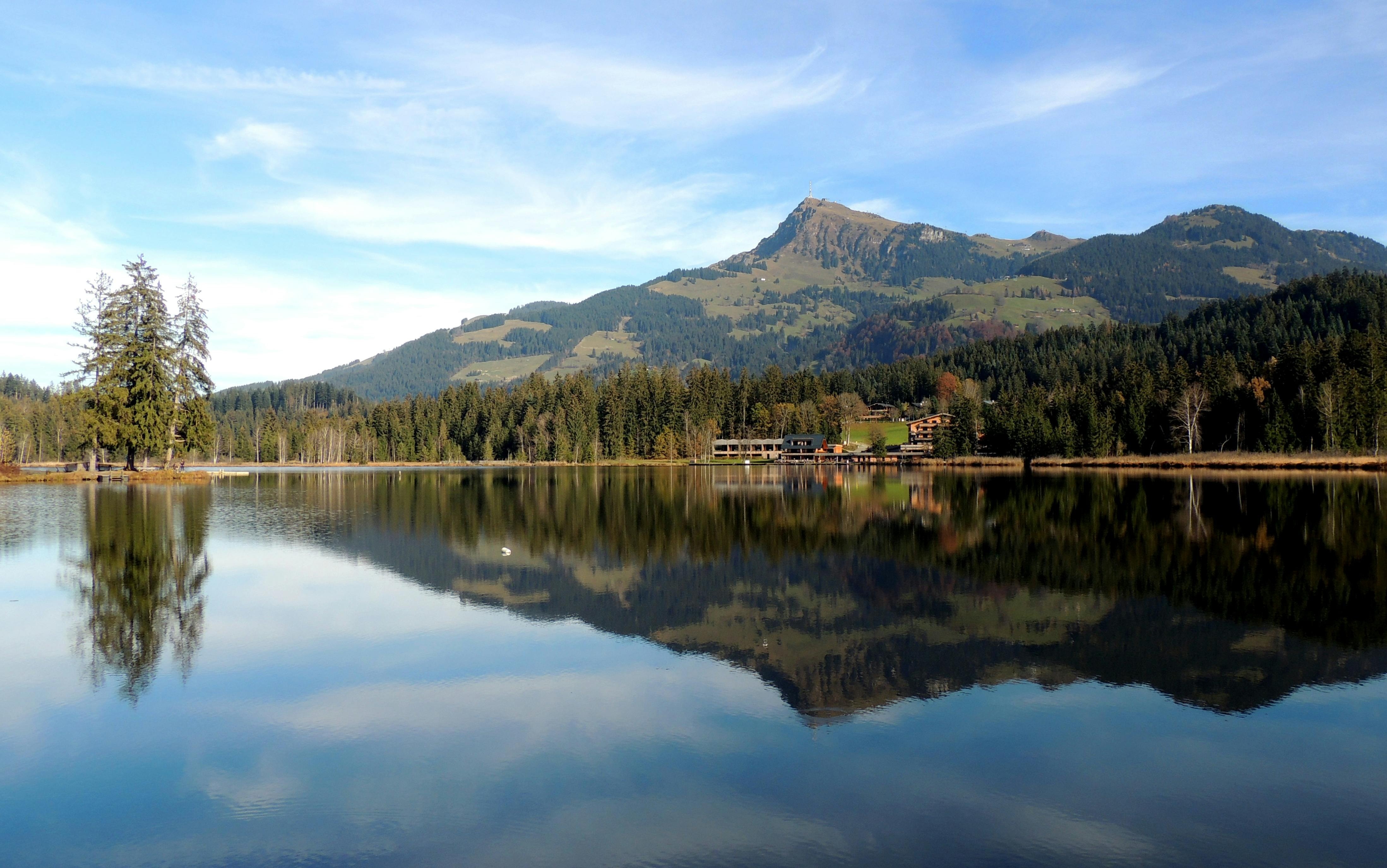 Is This the Ultimate Europe Tour Package for You?

Travel junky presents refined europe travel packa...