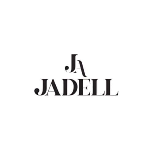 Jadell cilt serumları, hyalüronik asit ve C vitamini gibi aktif bileşenlerle yüklü formülleriyle ince çizgileri hedefler...