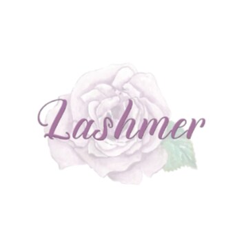 Unleash your inner beauty with top-notch Premade Lash Fans Extensions Mega Volume, offered at the lowest prices at Lashm...