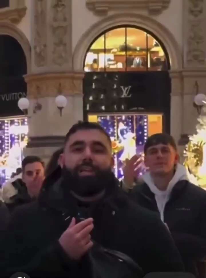 Muslims purposely antagonizing Christians enjoying a Christmas tree.

Taking liberties everywhere th...