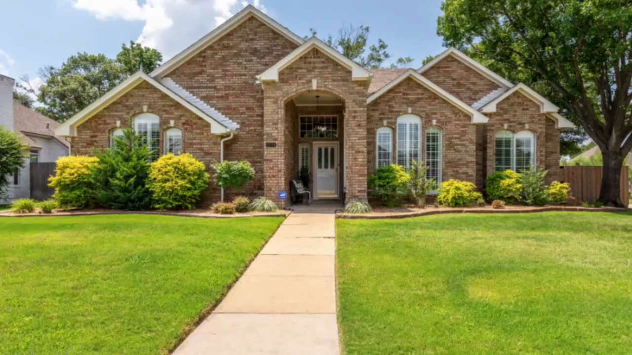 Dunn Realty Group is your trusted choice for a professional real estate agent Allen TX. We specializ...