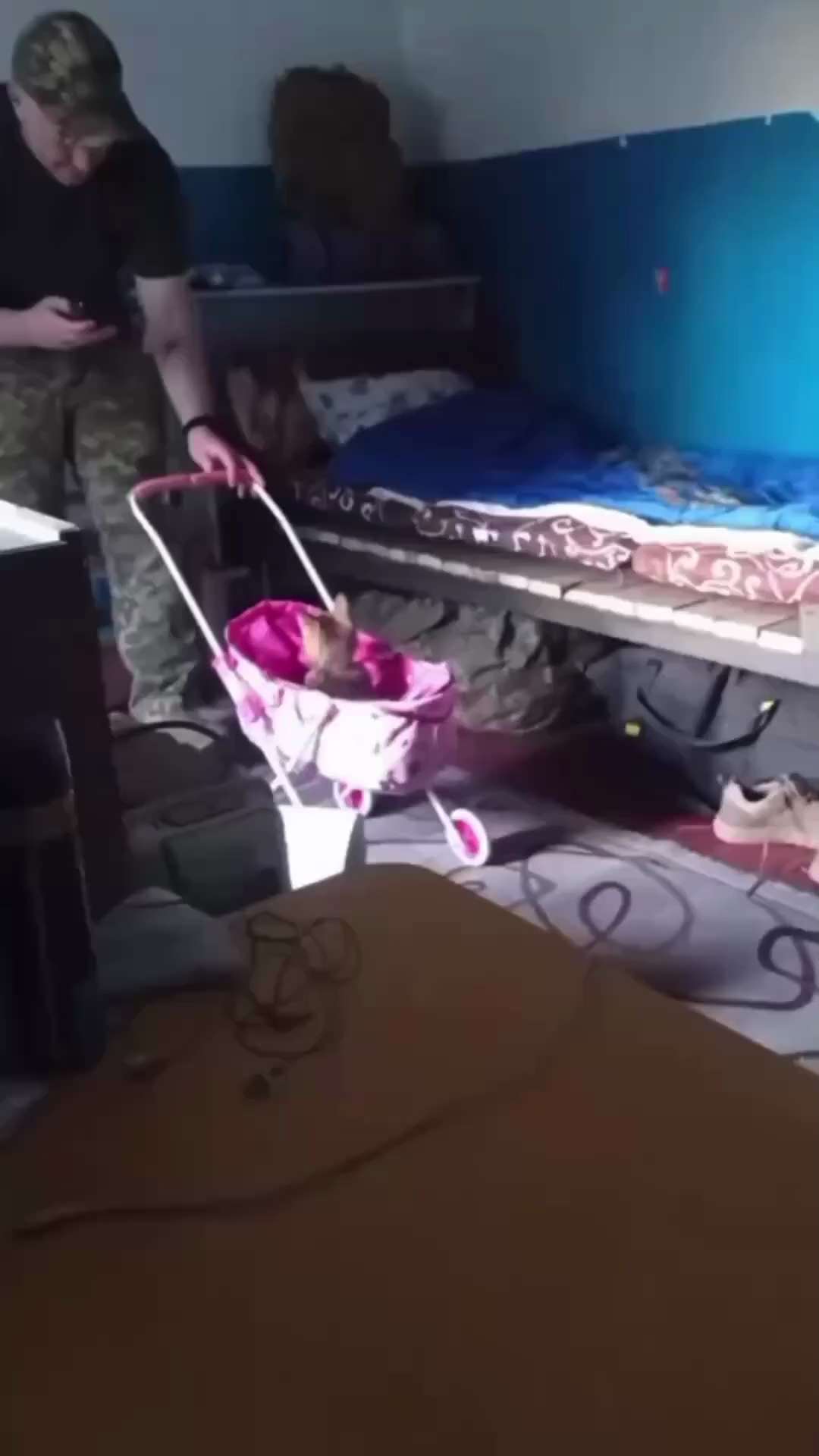 😸🇺🇦 Ukraine Russia War | Ukrainian Soldier's Heartwarming Moment | RCF

NSFW & Premium Content: h...