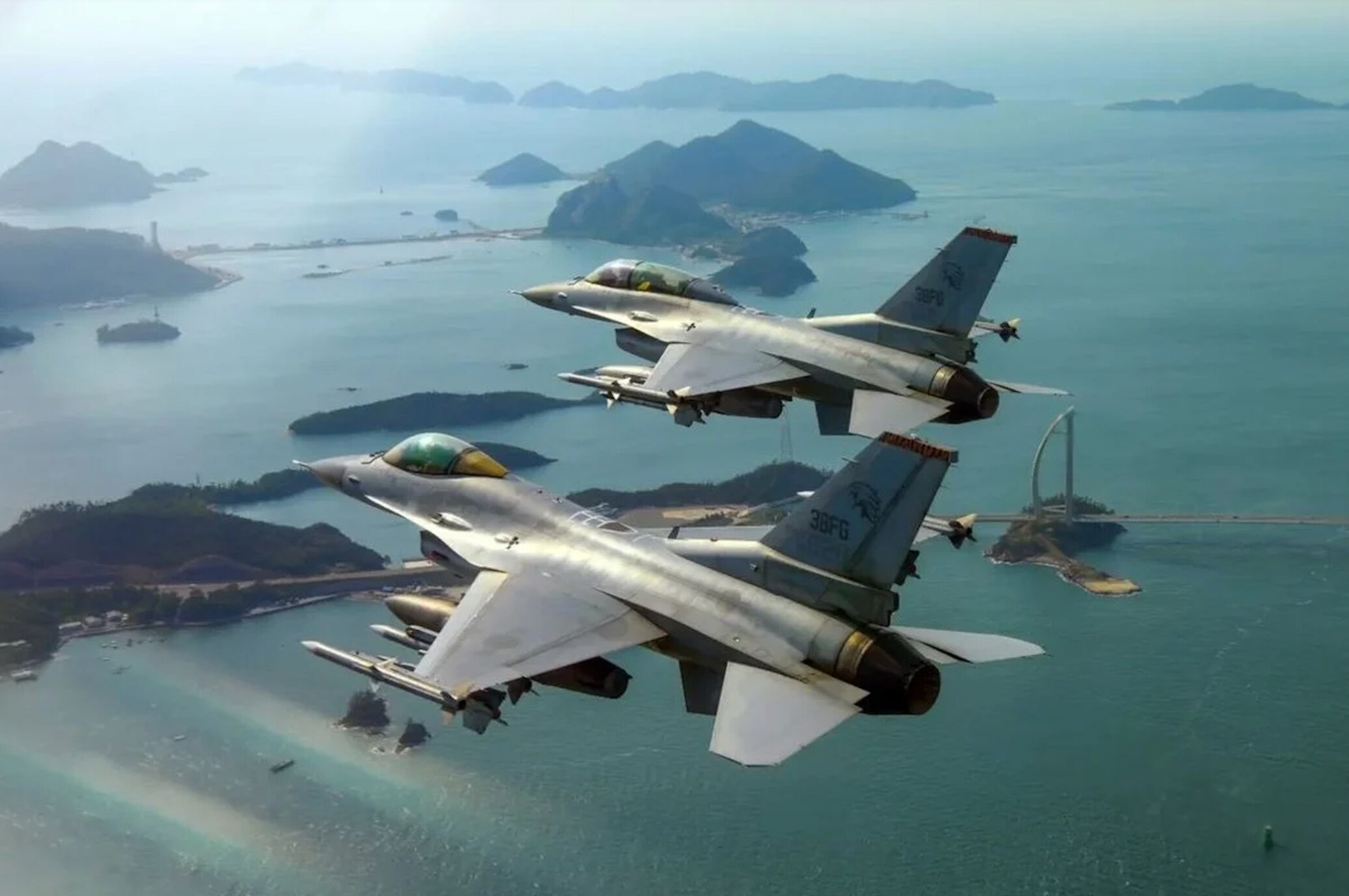 JUST IN | ✈️ 2 PLA, 7 Russian jets enter South Korean air defence zone near Japan 🇯🇵

🇨🇳 The CCP...