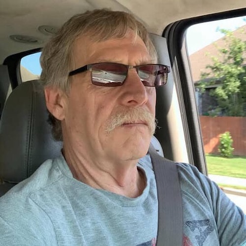 TRUMP WON , my acct is 100% Parody . My opinions are my own !🇺🇸🇺🇸🇺🇸🇺🇸 
(  Mid. Tn.)
✅ Popular Creator.
Single .