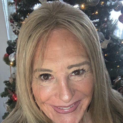 Life long Conservative who still believes in Old Fashion Values and Traditional American 
Culture. Happily Married to my...